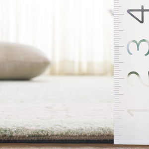 Safavieh Ebony Hand-tufted Area Rug - Luxurious Indian Wool Pile, Modern Geometric Design For Stylish Homes Green ,Ivory Indian Wool Pile Ebn278y-4