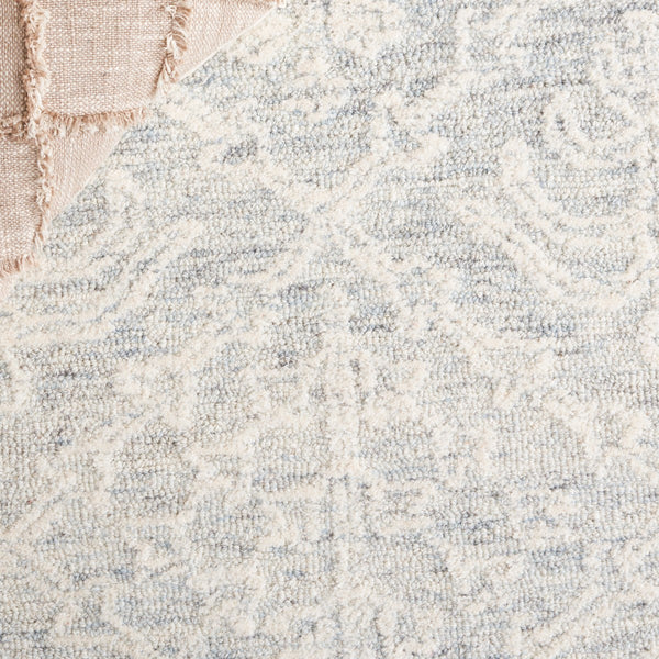 Safavieh Ebony 304 EBN304 Hand Tufted  Rug Ivory / Light Grey EBN304G-8