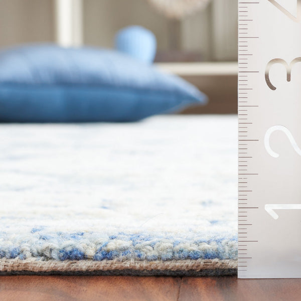 Safavieh Ebony 305 EBN305 Hand Tufted  Rug Ivory / Blue EBN305M-8