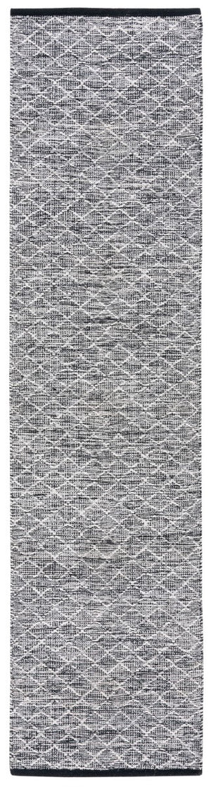 Safavieh Ebony 313 EBN313 Flatweave  Rug Ivory / Black EBN313Z-8