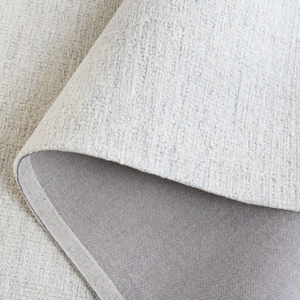 Safavieh Ebony 353 Hand Tufted  Rug Light Grey / Ivory 6' x 6' Round