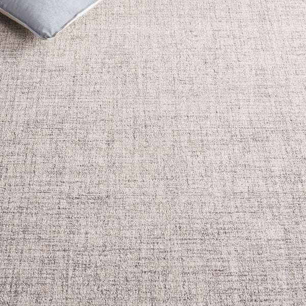 Safavieh Ebony Hand-tufted Area Rug In Grey And Ivory - Luxurious Wool And Cotton Blend For Elegant Living Spaces Grey ,Ivory 80% Wool,20% Cotton Ebn362f-4