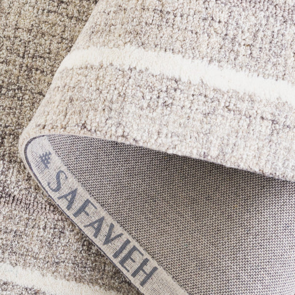 Safavieh Ebony Hand-tufted Wool-cotton Area Rug - Modern Elegance For Cozy Living Spaces And Timeless Style Grey ,Ivory 80% Wool,20% Cotton Ebn363f-3