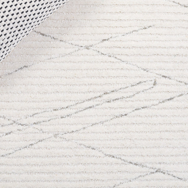 Safavieh Ebony Modern Hand-tufted Area Rug - Elegant Wool & Cotton Blend For Sophisticated Home Decor Ivory ,Grey 80% Wool,20% Cotton Ebn366a-6r