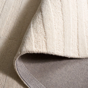 Safavieh Ebony 404 Hand Tufted Modern Rug EBN404A-8