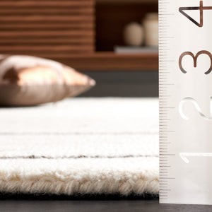 Safavieh Ebony Exquisite Hand-tufted Area Rug - Modern Design In Luxurious Wool & Cotton For Sophisticated Spaces Ivory ,Dark Brown 80% Wool,20% Cotton Ebn406t-4