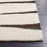 Safavieh Ebony 406 Hand Tufted Modern Rug EBN406T-8