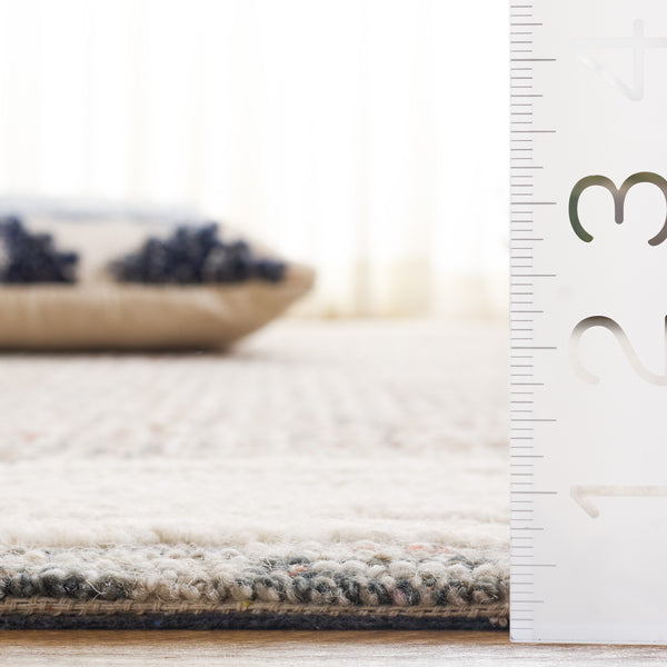 Safavieh Ebony Luxurious Hand-tufted Area Rug In Elegant Ivory And Beige For Timeless Living Room Style Ivory ,Red Wool And Cotton Ebn425q-6