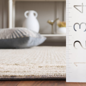 Safavieh Ebony Luxurious Hand-tufted Area Rug In Elegant Ivory And Beige For Timeless Living Room Style Light Green ,Beige Wool And Cotton Ebn425y-6r