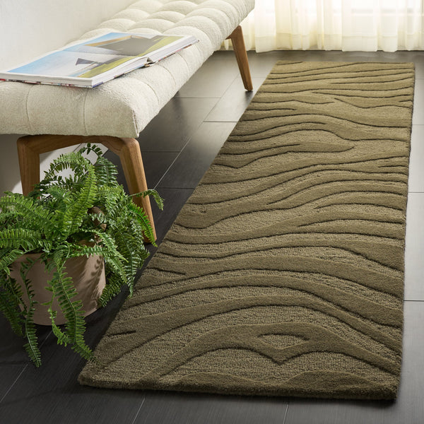 Safavieh Ebony Hand-Tufted Green Wool-Viscose Rug — 3/8" Low Pile Artisanal Texture For Living Rooms 6'-0" x 9'-0" EBN506Y-6