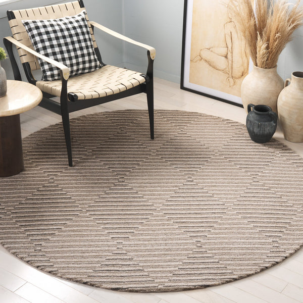 Safavieh Ebony Hand-tufted Runner Rug - Elegant Wool & Cotton Blend With Striped Motifs For Timeless Style Beige ,Ivory 80% Wool % 20% Cotton Ebn528b-6r