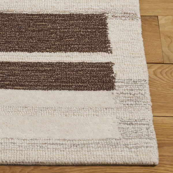 Safavieh Ebony Hand-tufted Runner Rug - Luxurious Wool Blend, Contemporary Geometric Design For Timeless Elegance Brown ,Ivory 80% Wool % 20% Cotton Ebn531t-5