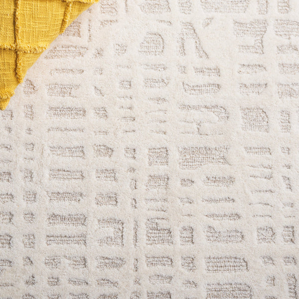 Safavieh Ebony Hand-tufted Runner Rug - Luxurious Modern Design With Abstract Patterns For Any Space Ivory ,Grey 80% Wool,20% Cotton Ebn535a-5