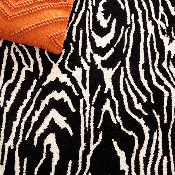 Safavieh Ebony Modern Hand-tufted Area Rug – Elegant Runner For Hallways, Entryways, And Home Decor Luxury Black ,Ivory 80% Wool,20% Cotton Ebn550z-5