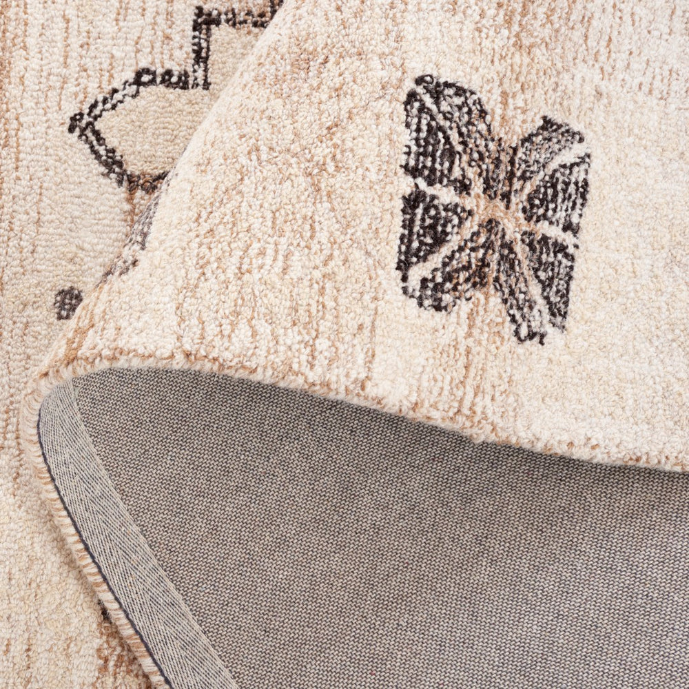 Safavieh Ebony 608 Hand Tufted  Rug EBN608D-5