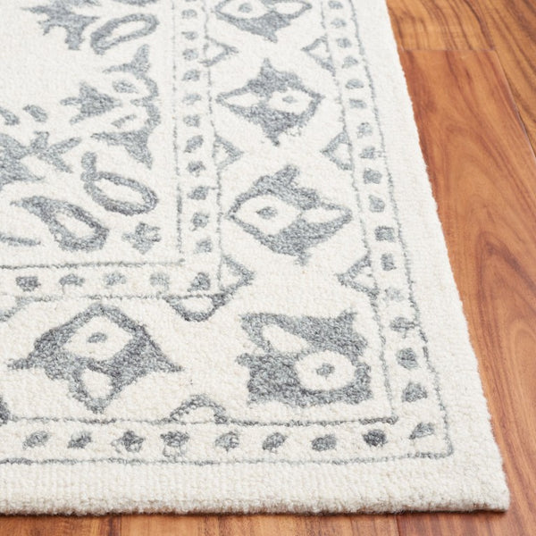 Safavieh Ebony Hand-Tufted Wool Oriental Runner Rug in Ivory and Grey for Hallways EBN650A-29