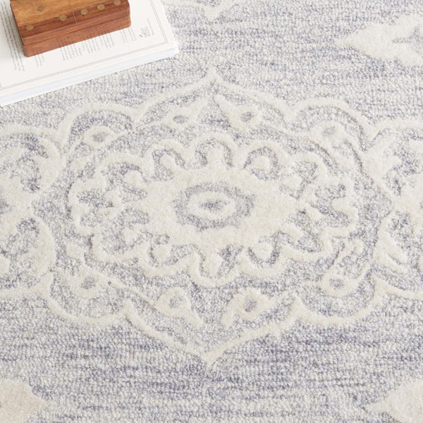 Safavieh Ebony Hand Tufted Wool Transitional Oriental Area Rug in Ivory for Living Room EBN655F-5