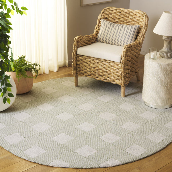Safavieh Ebony Hand-tufted Wool Cotton Runner Rug – Luxurious Geometric Design For Elegant Home Décor Green ,Ivory 80% Wool 20% Cotton With Latex Ebn752y-6r