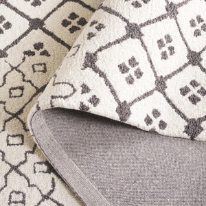 Safavieh Ebony Hand-Tufted Ivory And Grey Geometric Rug Made In India — Plush Wool-Cotton Blend, Timeless Style 4'-0" x 6'-0" EBN821F-4