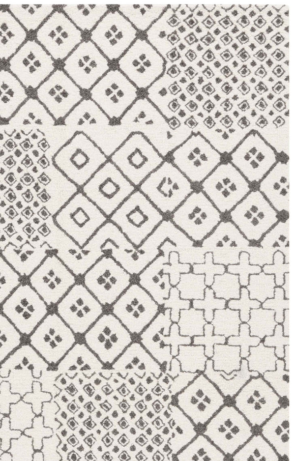 Safavieh Ebony Hand-Tufted Ivory And Grey Geometric Rug Made In India — Plush Wool-Cotton Blend, Timeless Style 4'-0" x 6'-0" EBN821F-4