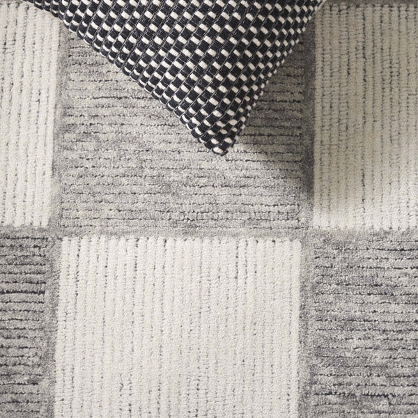 Safavieh Ebony Wool & Cotton Runner Rug – Handcrafted Elegance With Modern Checkerboard Design For Luxury Homes Ivory ,Grey Wool & Cotton Ebn824f-5