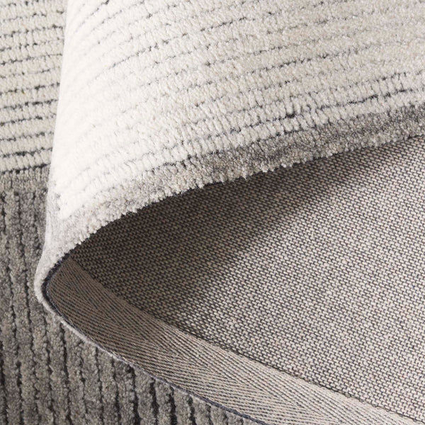 Safavieh Ebony Wool & Cotton Runner Rug – Handcrafted Elegance With Modern Checkerboard Design For Luxury Homes Ivory ,Grey Wool & Cotton Ebn824f-5