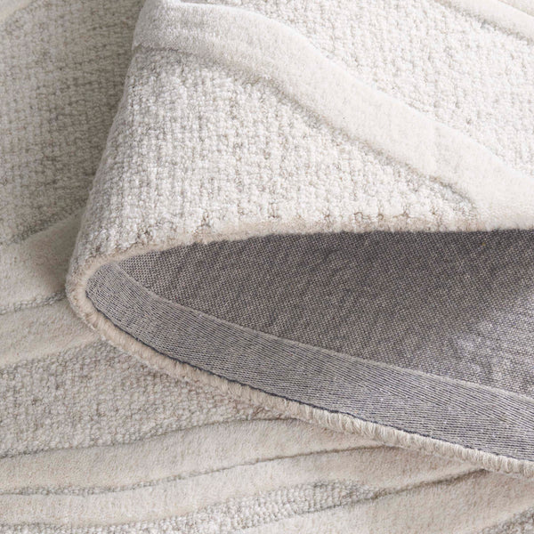 Safavieh Ebony Hand-tufted Area Rug – 5' X 8' Grey Ivory Wool-cotton Blend For Luxurious Home Décor Grey ,Ivory 80% Wool 20% Cotton Ebn852f-5