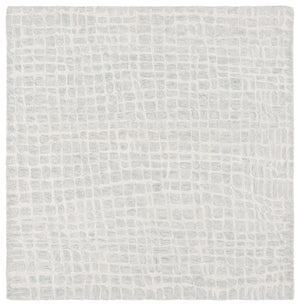 Safavieh Ebony Luxurious Hand-tufted Area Rug In Elegant Ivory & Light Blue - Enhance Your Home Decor Today! Ivory ,Light Blue 80% Wool,20% Cotton Ebn920l-6