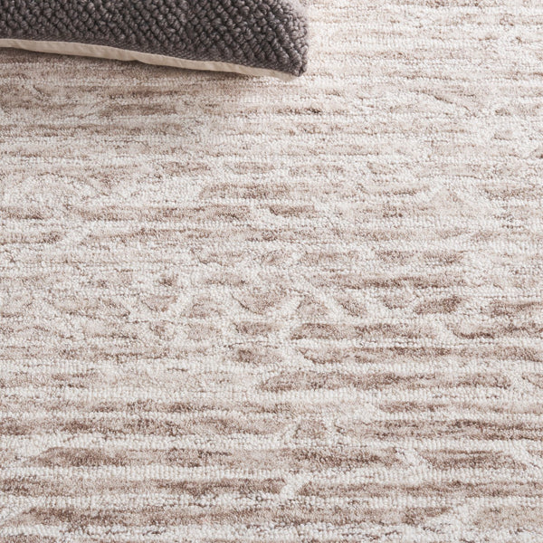 Safavieh Ebony Hand-tufted Runner Rug - Luxurious Modern Design In Elegant Neutral Tones For Any Space Light Brown ,Ivory 80% Wool,20% Cotton Ebn927t-5