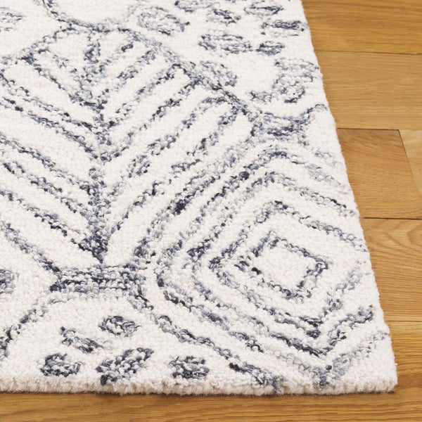 Safavieh Ebony Hand-tufted Runner Rug - Luxurious Wool & Cotton Blend, Modern Ivory And Grey Design, India Ivory ,Grey 80% Wool,20% Cotton Ebn929a-5