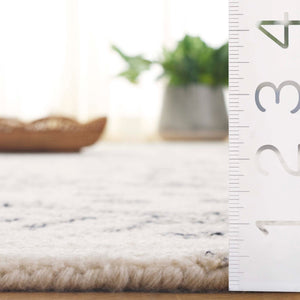 Safavieh Ebony Hand-tufted Runner Rug - Luxurious Wool & Cotton Blend, Modern Ivory And Grey Design, India Ivory ,Grey 80% Wool,20% Cotton Ebn929a-5