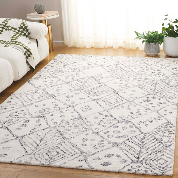 Safavieh Ebony Area Rug - Luxurious Hand-tufted Wool Blend In Modern Design For Elegant Home Decor Upgrade Ivory ,Grey 80% Wool,20% Cotton Ebn929a-3