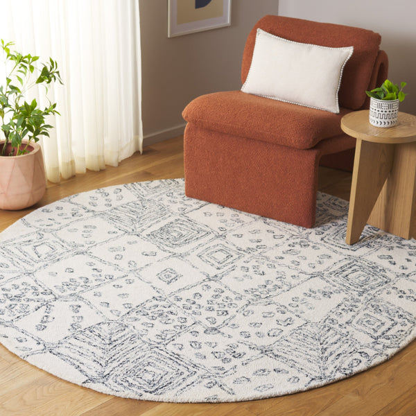 Safavieh Ebony Hand-tufted Runner Rug - Luxurious Wool & Cotton Blend, Modern Ivory And Grey Design, India Ivory ,Grey 80% Wool,20% Cotton Ebn929a-6r