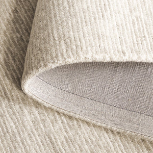 Safavieh Ebony Hand-tufted Area Rug - Elegant Wool-cotton Blend For Modern And Classic Home Decor Spaces Green ,Ivory 80% Wool 20% Cotton Ebn950y-6