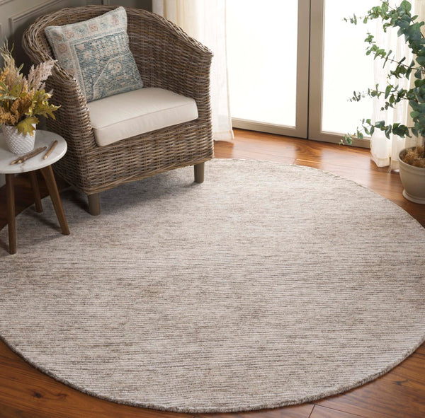 Safavieh Ebony Hand-tufted Area Rug - Elegant Wool-cotton Blend For Modern And Classic Home Decor Spaces Green ,Ivory 80% Wool 20% Cotton Ebn950y-6