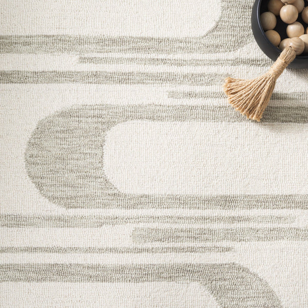 Safavieh Ebony Handcrafted Runner Area Rug - Luxurious Wool And Cotton Blend For Elegant Home Décor Ivory ,Green 80% Wool 20% Cotton Ebn951y-5