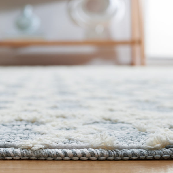 Safavieh Easy Care Elegant Contemporary Diamond Motif Rug - Durable, Washable, And Stylish For Any Space Grey ,Ivory Polyester Ecr111f-212