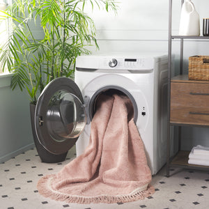 Safavieh Easy Care Exquisite Hand-woven Area Rug For Elegant Home Decor, Soft Cotton, Washable Convenience Pink ,Ivory Cotton Ecr204u-8r