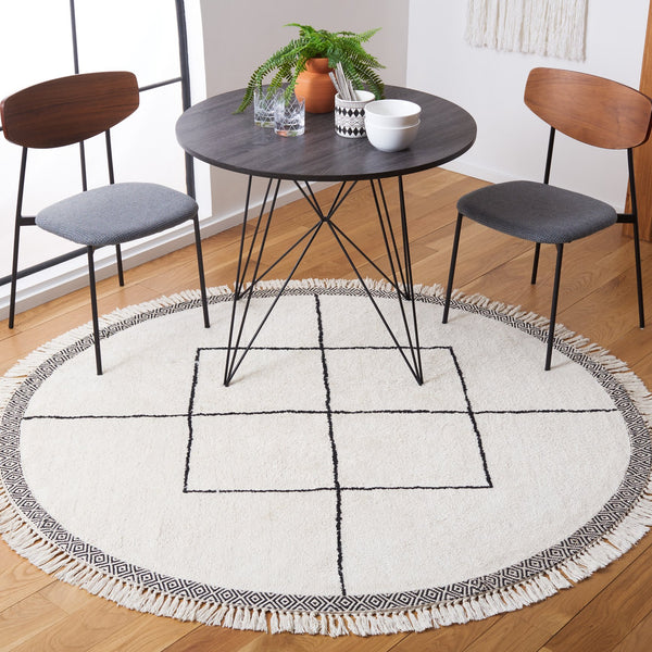 Safavieh Easy Hand Woven Cotton Area Rug - Minimalist Charm With Timeless Elegance, Washable For Easy Care Ivory ,Black Cotton Ecr210a-2