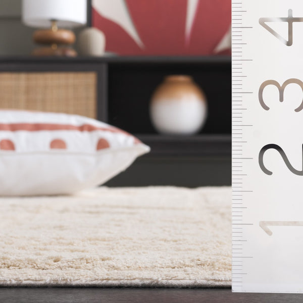 Safavieh Easy Modern Area Rug - Elegant Geometric Design, Eco-friendly Cotton, Luxurious Underfoot Comfort Ivory Recycled Cotton Ecr223a-4