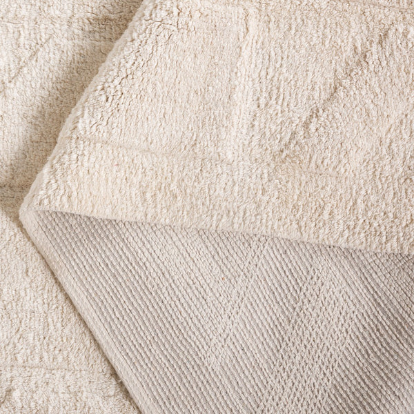 Safavieh Easy Modern Area Rug - Elegant Geometric Design, Eco-friendly Cotton, Luxurious Underfoot Comfort Ivory Recycled Cotton Ecr223a-4