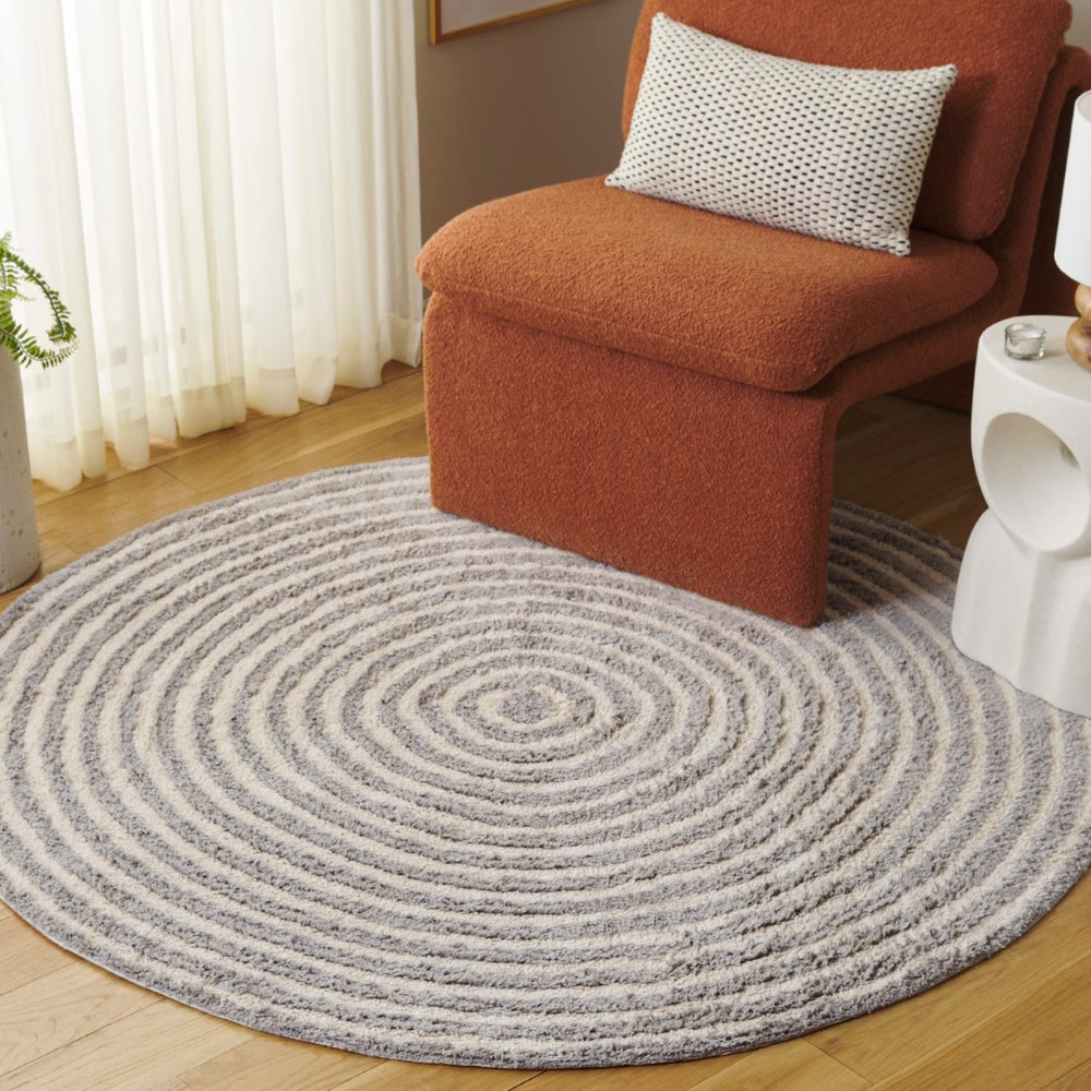 Safavieh Easy Care Modern Eco-friendly Area Rug - 5/8 Inch Plush Comfort For Stylish Living Spaces Grey Recycled Cotton Ecr229m-4r