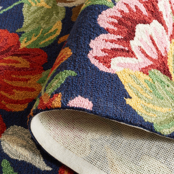 Safavieh Easy Care 305 Hand Tufted Floral Rug Navy / Red 5' x 8'