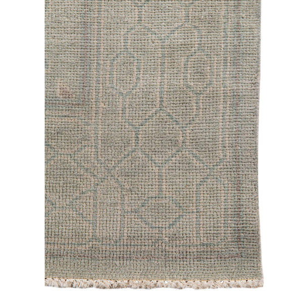Empress Hand-knotted Wool Viscose Area Rug with Classic Border for Living Room or Entryway