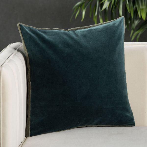 Jaipur Living Jaipur Living Bryn Cotton Velvet Pillow Cover Tailored Box Edge Sophisticated Accent Teal PLC102271