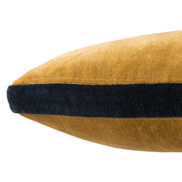Jaipur Living Jaipur Living Bryn Cotton Velvet Throw Pillow Tailored Box Edge Accent for Sofa or Bed Gold Down PLW103407