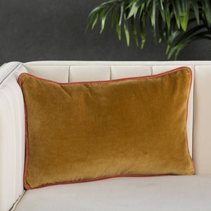 Jaipur Living Jaipur Living Emerson Cotton Velvet Lumbar Pillow Cover Reversible Cream Piped Edges Gold PLC102282