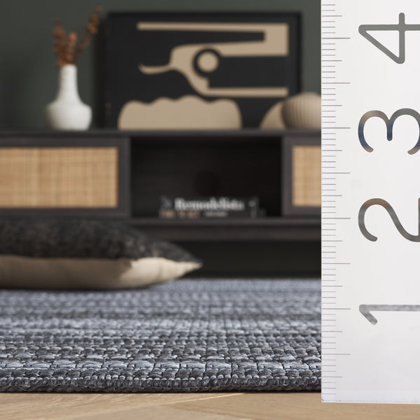 Safavieh Escape Modern Turkish Runner Area Rug - Stylish Grey & Ivory Design, Durable, Washable, Versatile Grey ,Ivory 65% Cotton,35% Polypropylene Esc700f-5