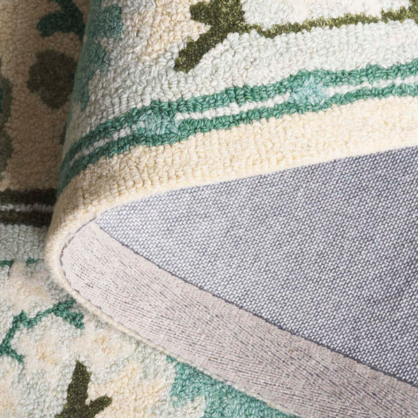 Safavieh Earthly Hand Tufted Wool Cotton Viscose Runner Rug - Elegant Floral Design For Timeless Home Decor Sage ,Beige 65% Wool,20% Cotton,15% Viscose Et205w-5