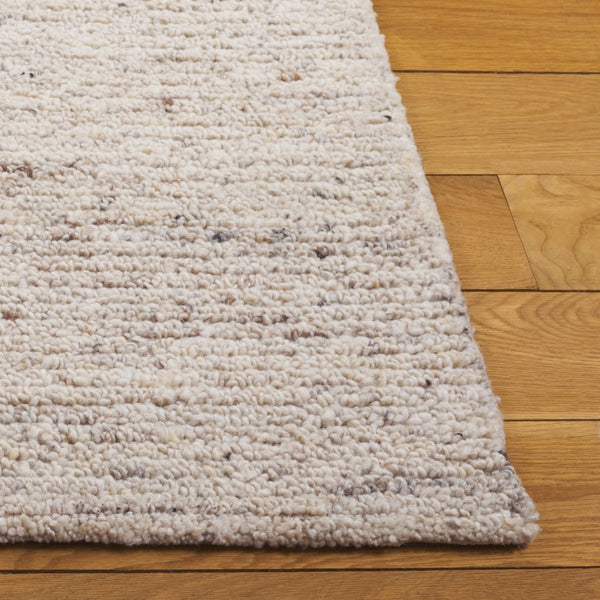 Safavieh Earthly Hand-tufted Runner Rug In Elegant Ivory And Beige For Sophisticated Hallways And Spaces Light Beige Wool Pile Eth101b-6sq